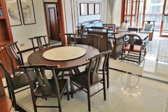 新中式家具電動餐桌椅高度在哪個范圍才合適？